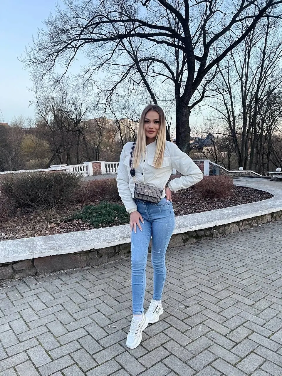 Kateryna dating single girl telegram group