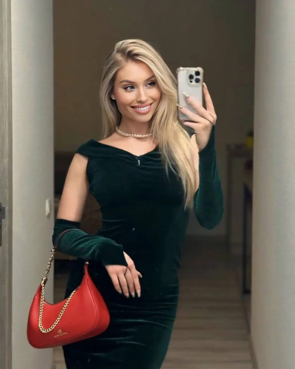 Elena single dating sites over 30