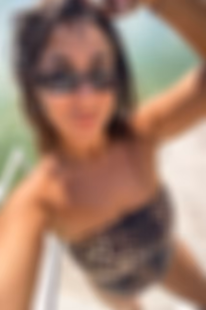 Kris golden ukrainian brides