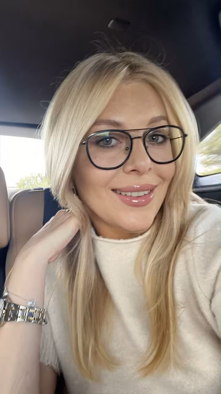 Olena single russian and ukrainian brides