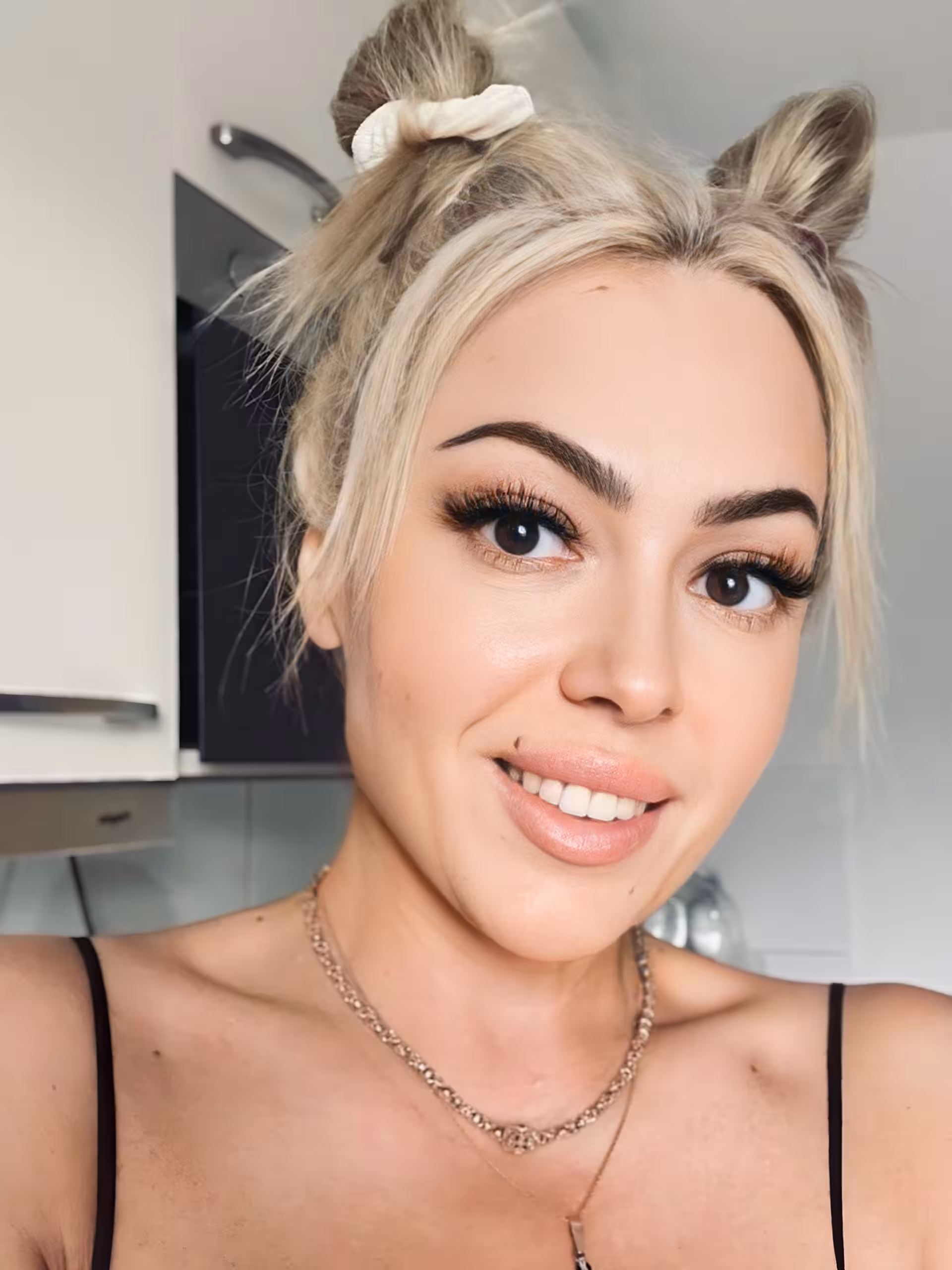 Halyna ukraine brides gallery