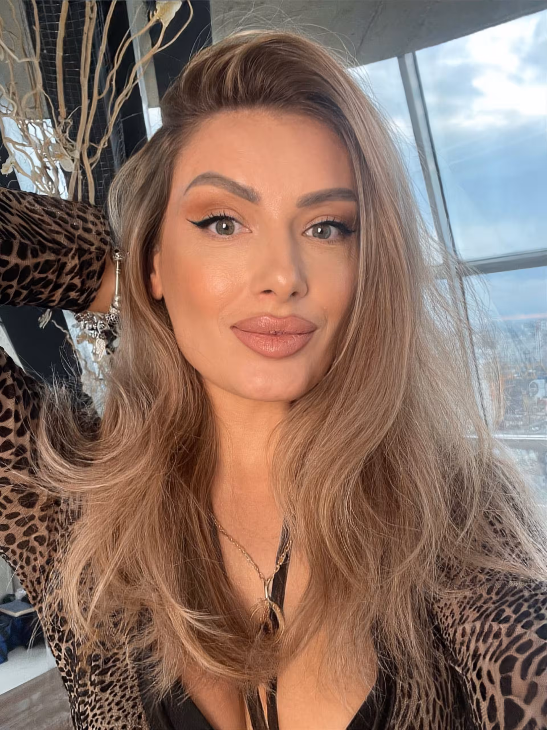 Elena mail in brides from ukraine Elena mail in brides from ukraine