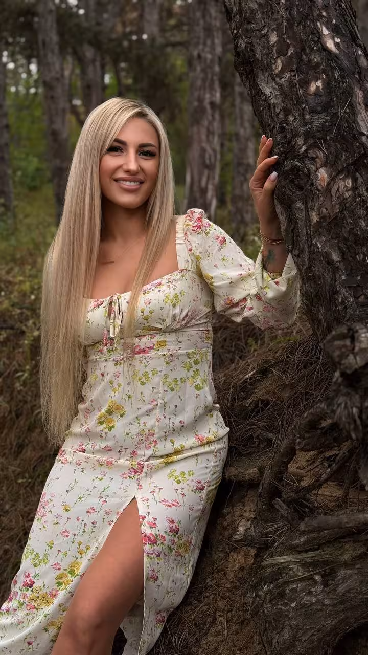Tata golden ukrainian brides