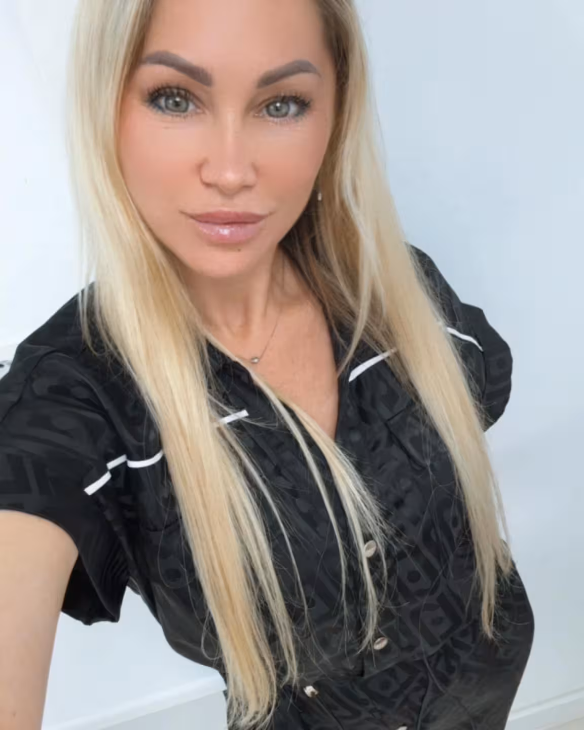 Viktoria ukraine brides gold