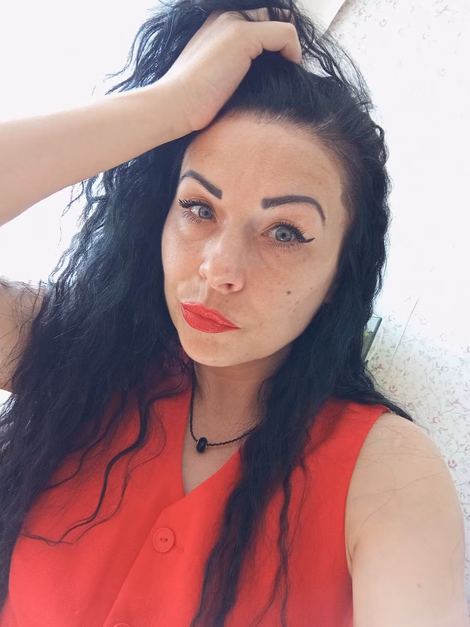 Natalie 40 yo from Berdyansk Russia I'm a bride with charming charisma