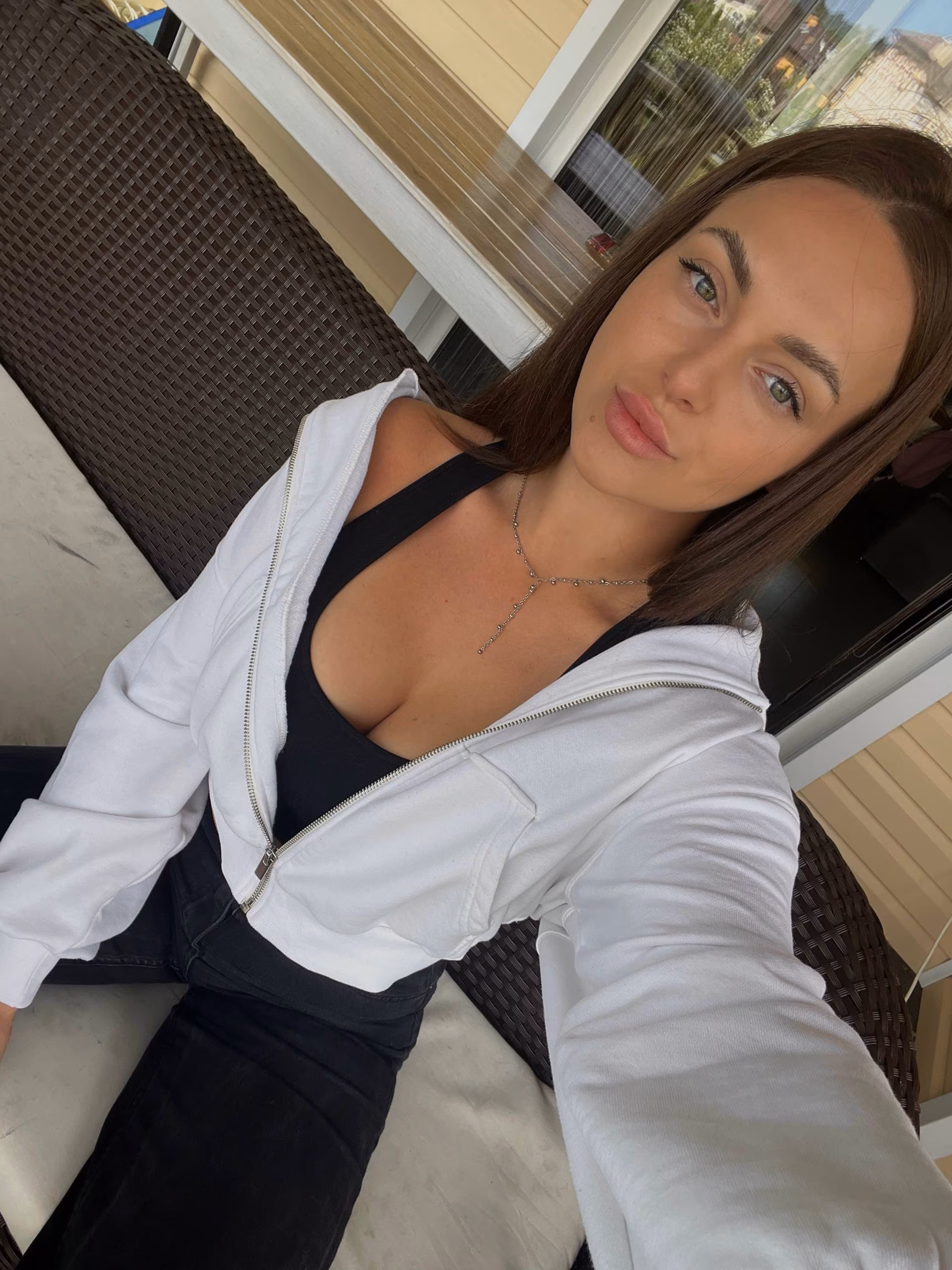 Valeria 29 Bodrum(TR); Ukraine (Odessa) Turkey A charming bride with a caring nature
