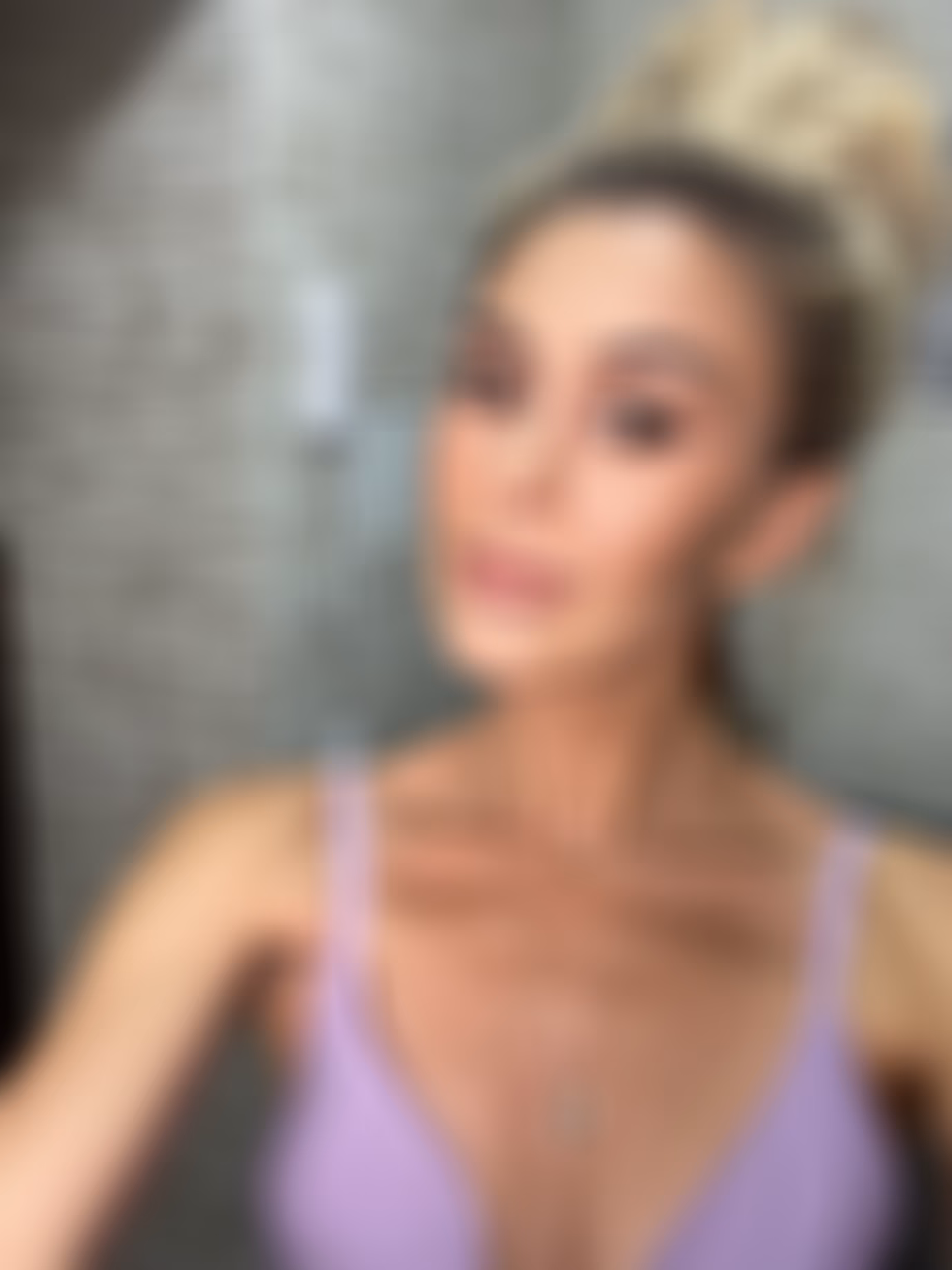 Olena 37 Kyiv Ukraine A charming bride with traditional values