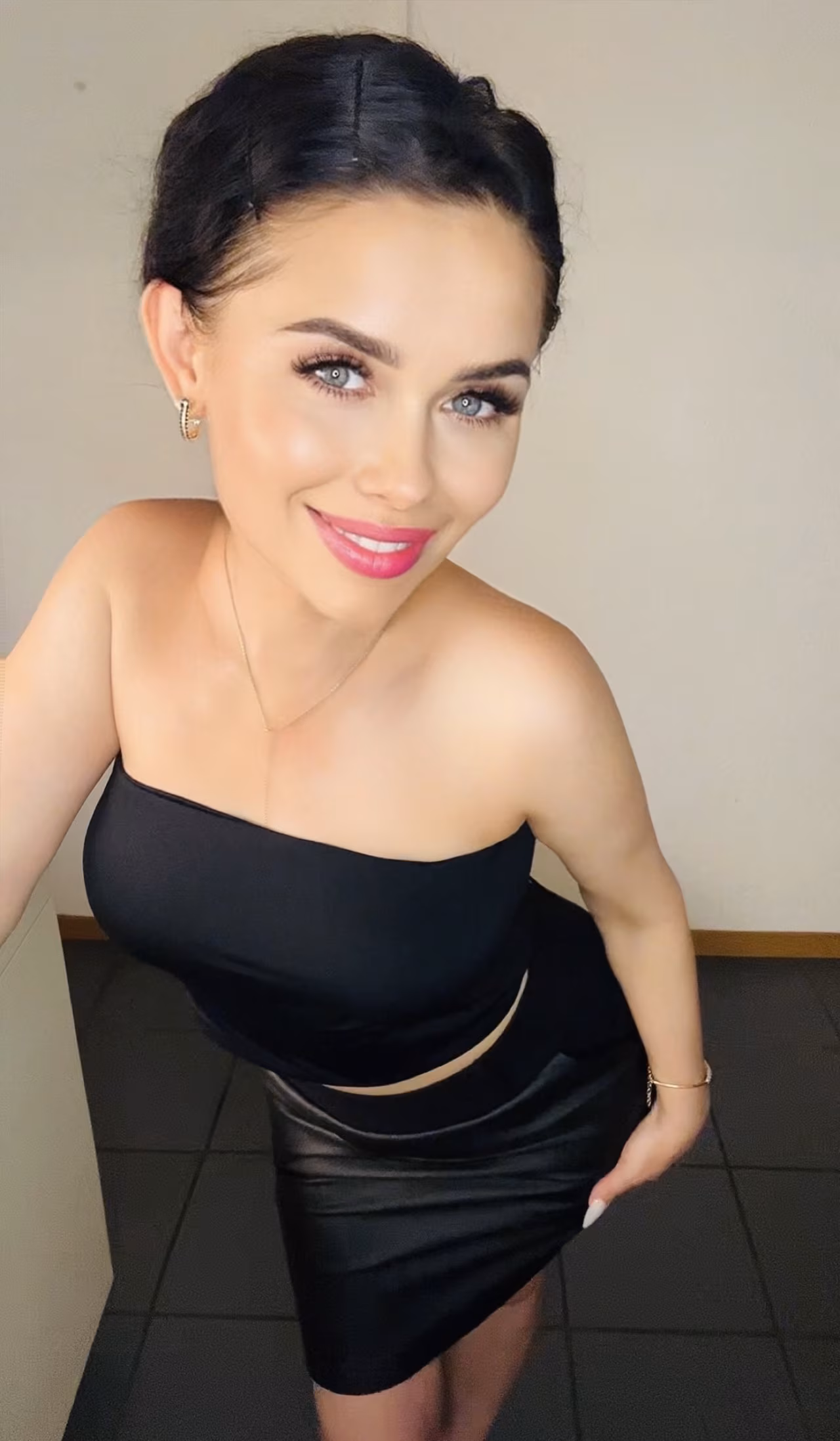 Tetiana 41 Fribourg Switzerland Charmer bride looking for a protector