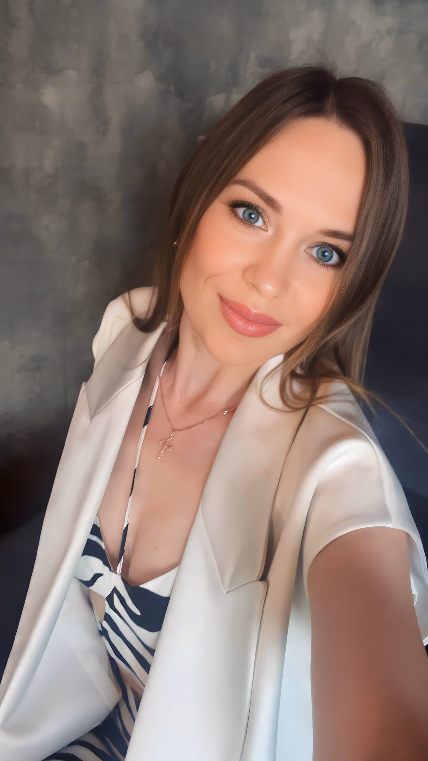 Yulia 40 Lutsk  Ukraine Charming bride looking for her forever man