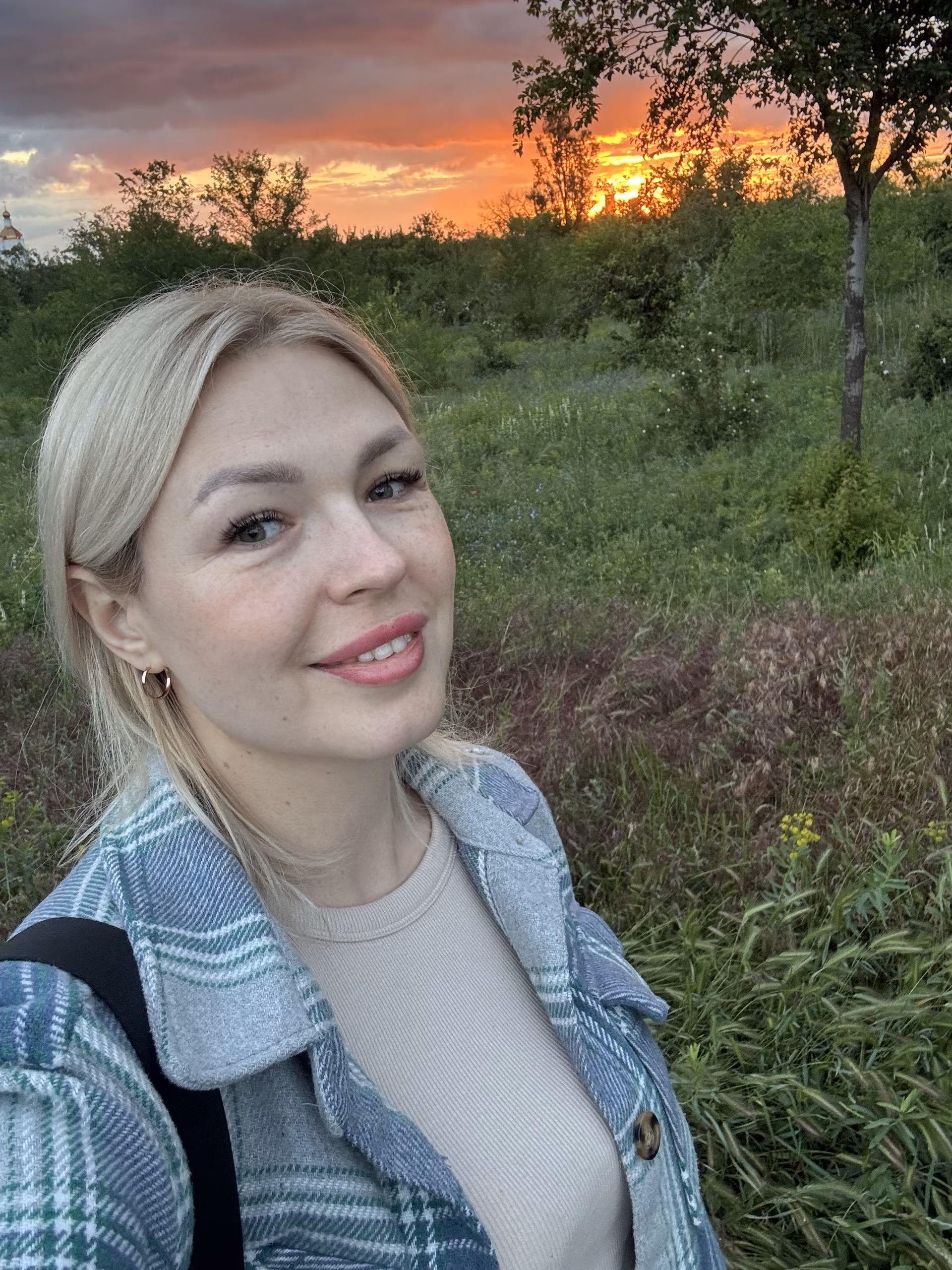Alena 39 Kryvyi Rig Ukraine Charms of a bride are everlasting