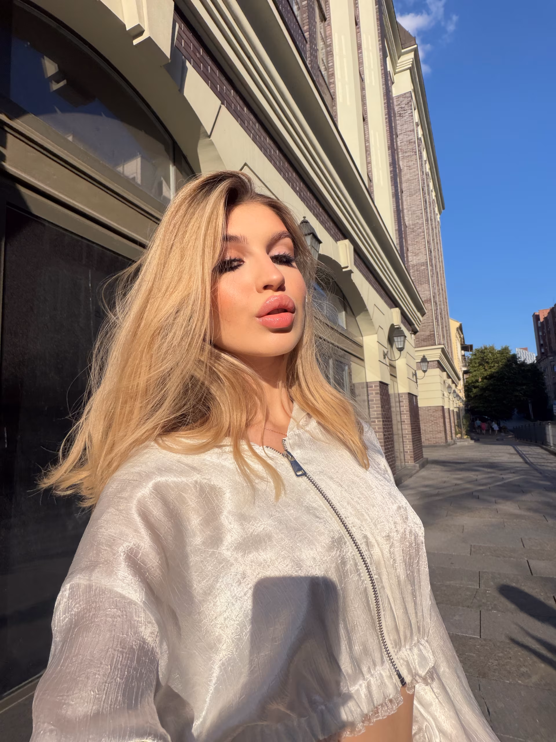 Lilia 20 Kyiv Ukraine I dream of being a charming bride
