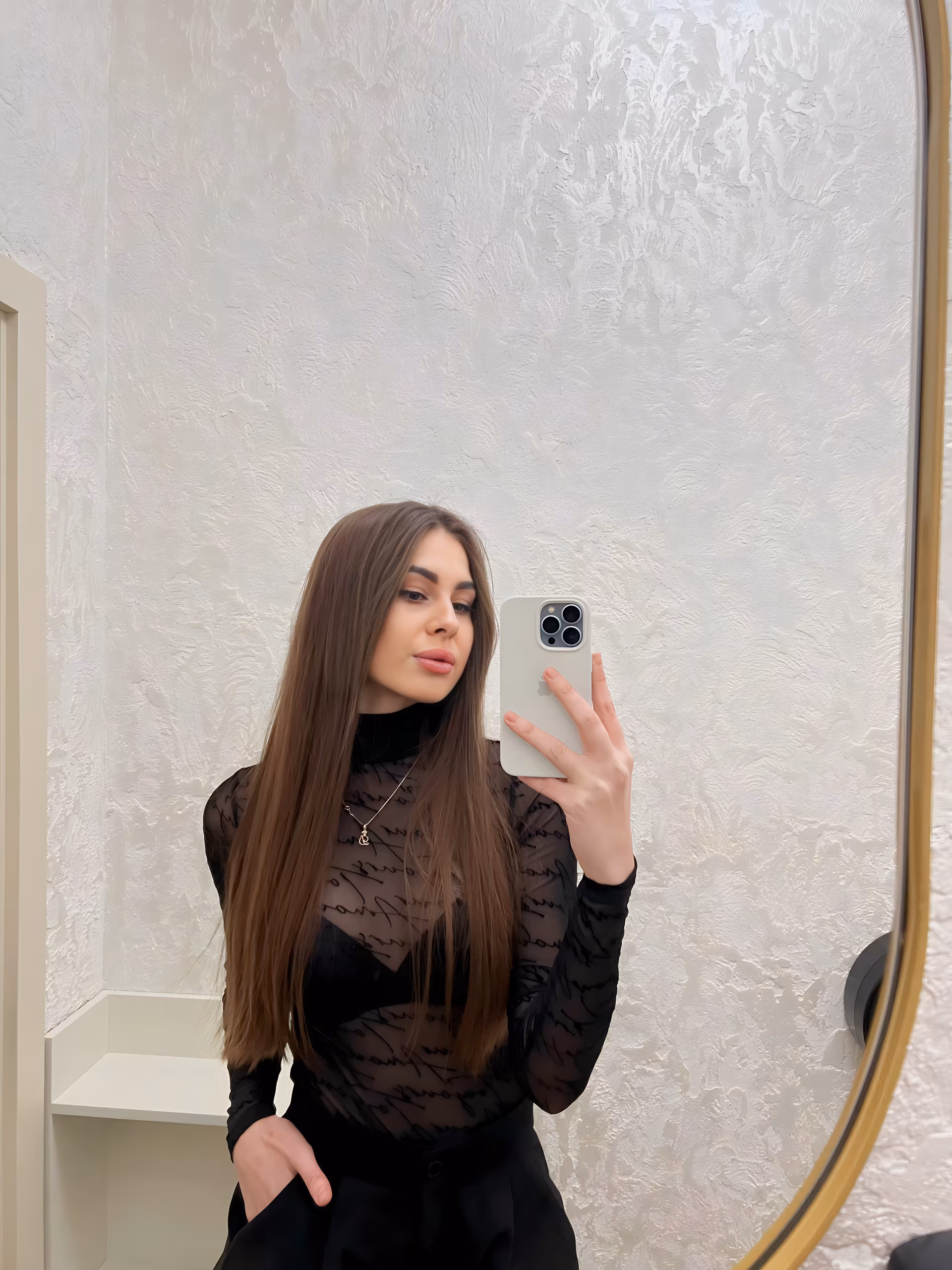 Diana 25 Dnipro  Ukraine Im a bride with a charming personality