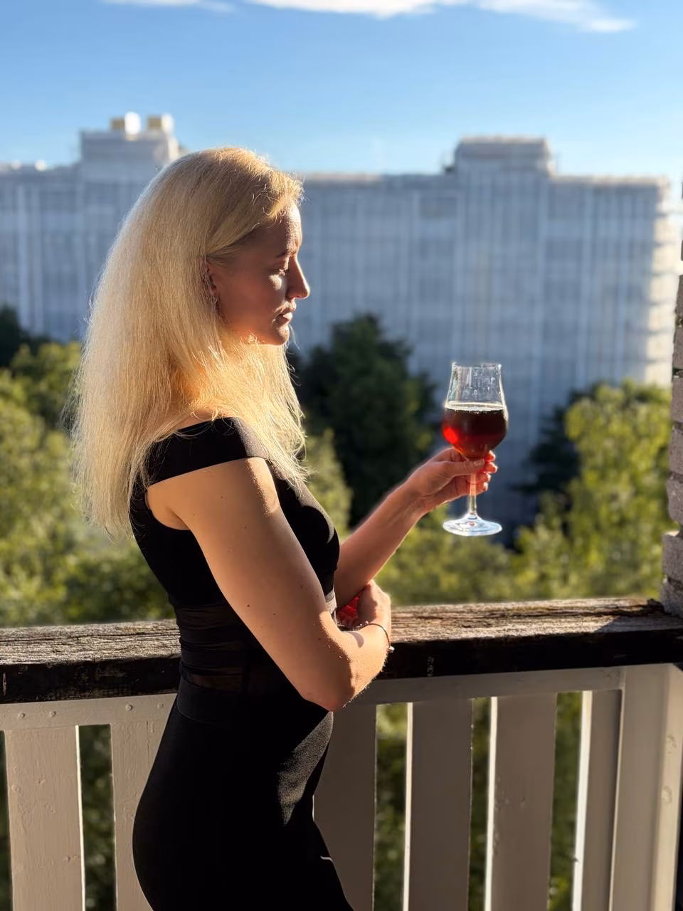 Iaroslava 42 Glukhov Ukraine Im a bride with charming charisma