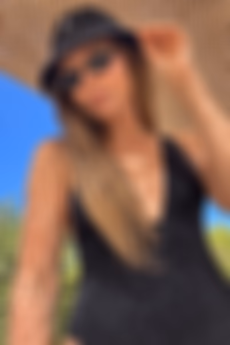 Ira 42 Kassel Germany Im a bride with undeniable charm