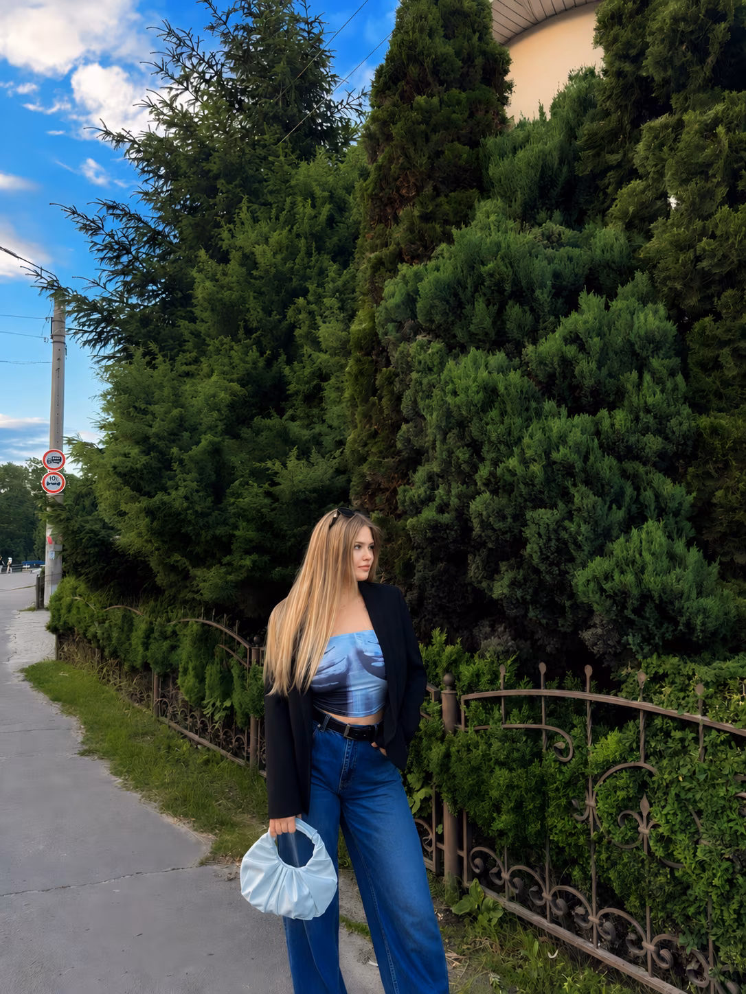Anita 22 Okhtyrka Ukraine The charm of a bride is genuine