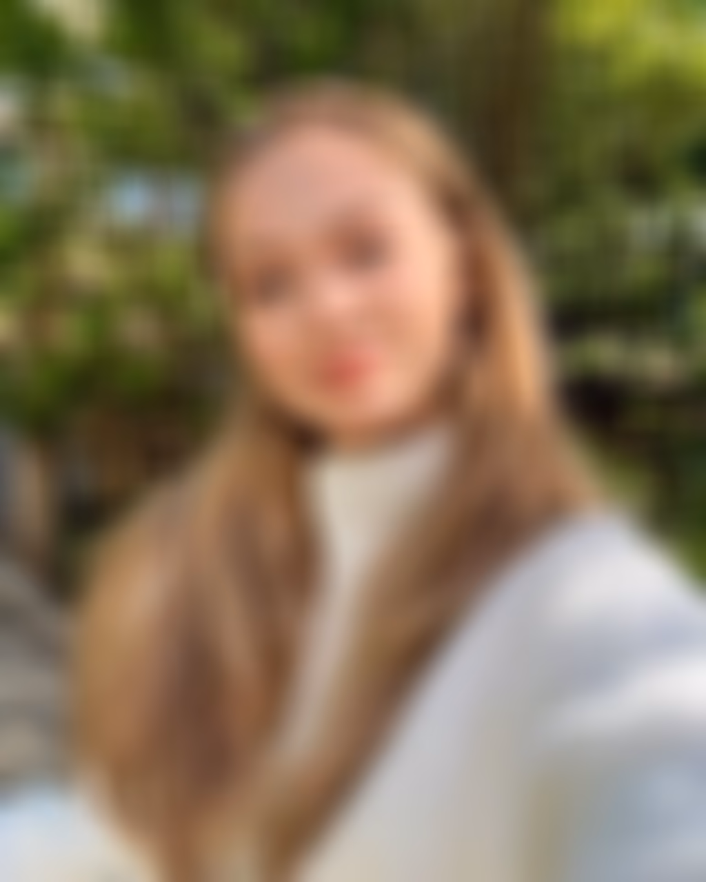 Oleksandra 22 LA USA A charming bride with a gentle soul