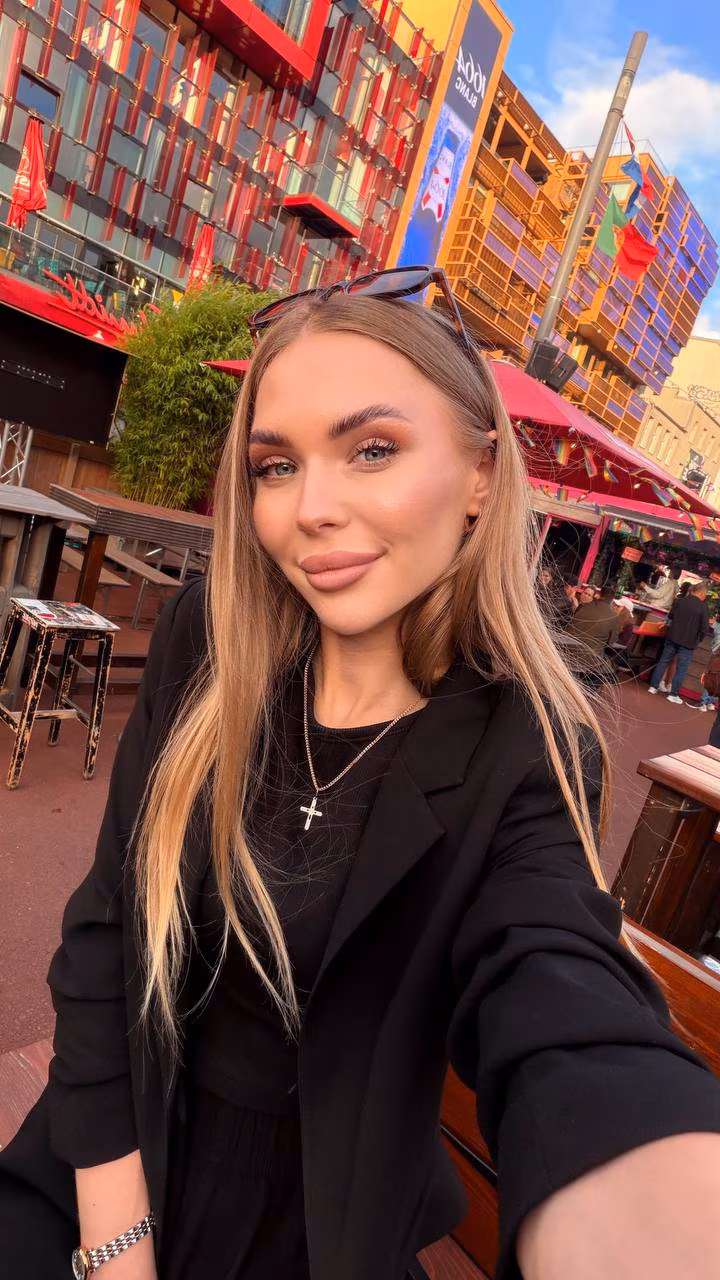 Karyna 27 Greifswald Germany Charmer bride seeking a responsible man