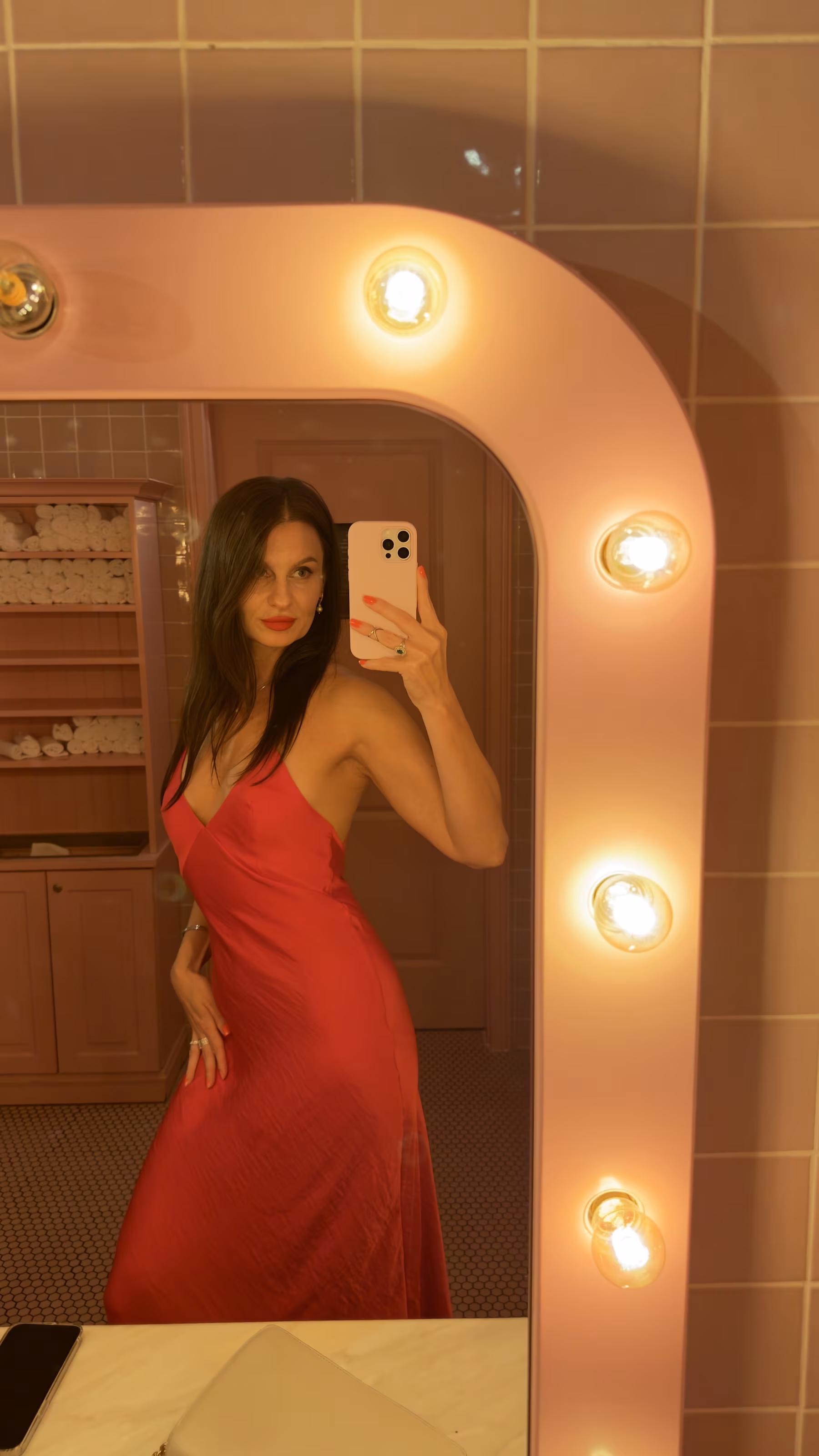 Oleksandra 38 Berlin Germany Charming bride looking for her forever man