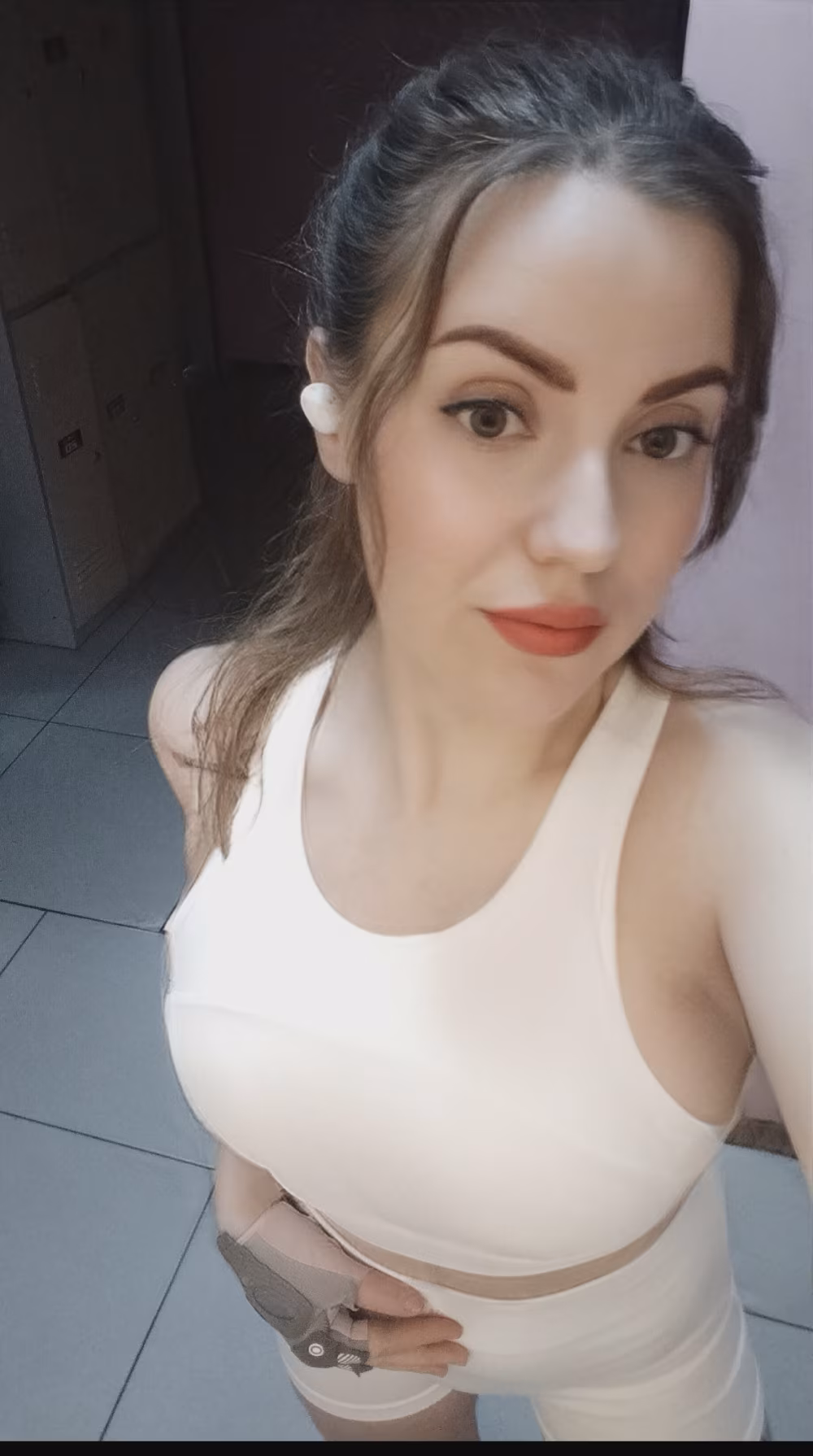 Irina 34 Lukow Poland Charming bride wants to settle down