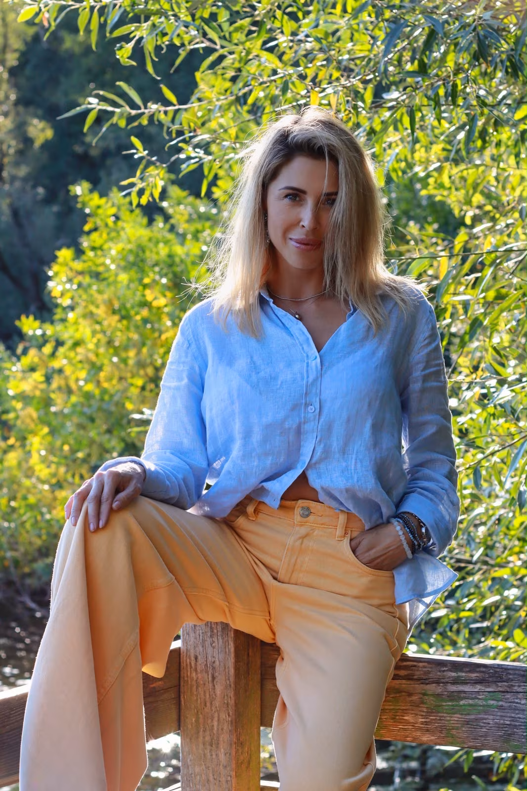 Anna 41 Hamburg Germany Charms of a bride are captivating