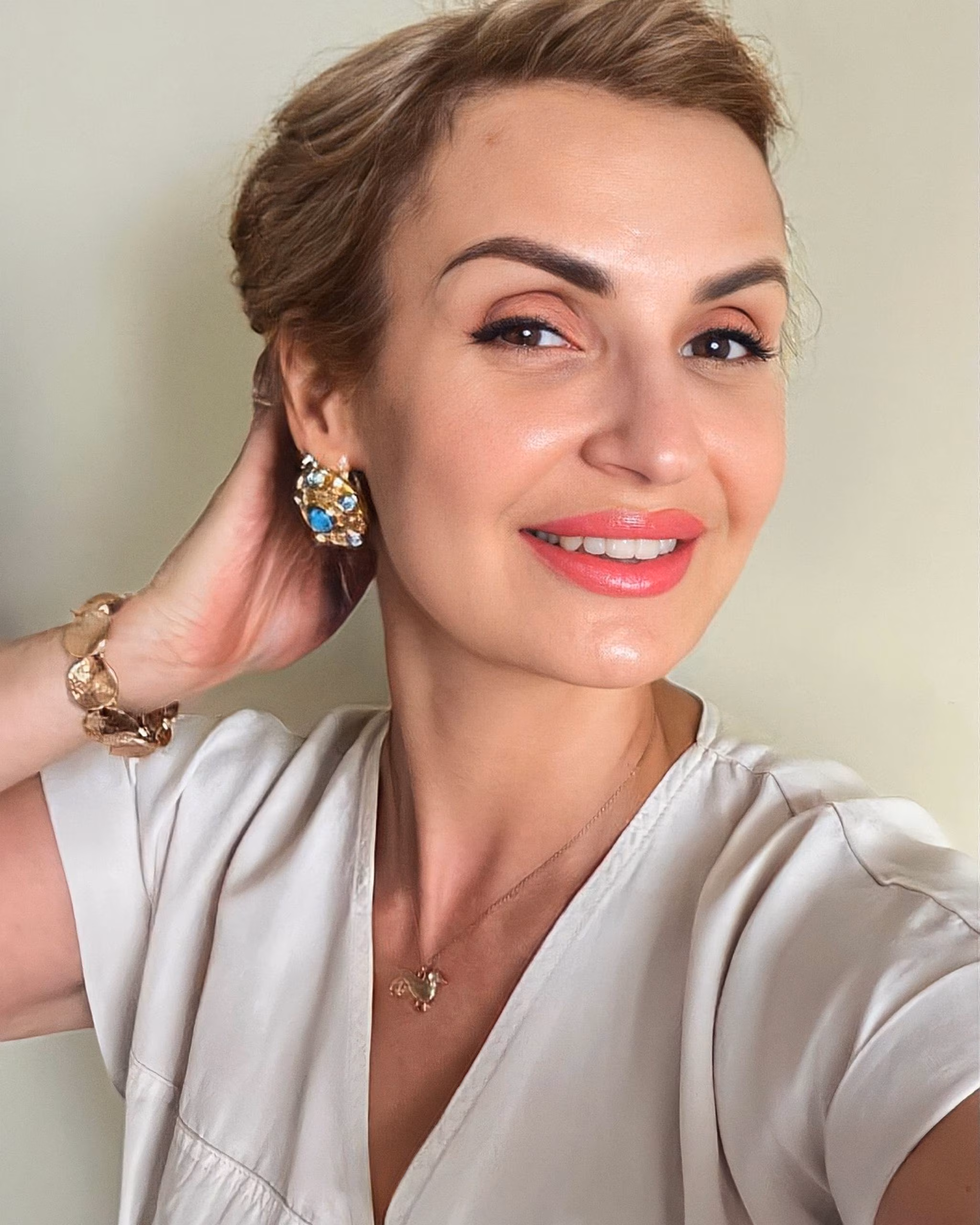 Olena 56 Chop Ukraine Charms of a bride bring happiness