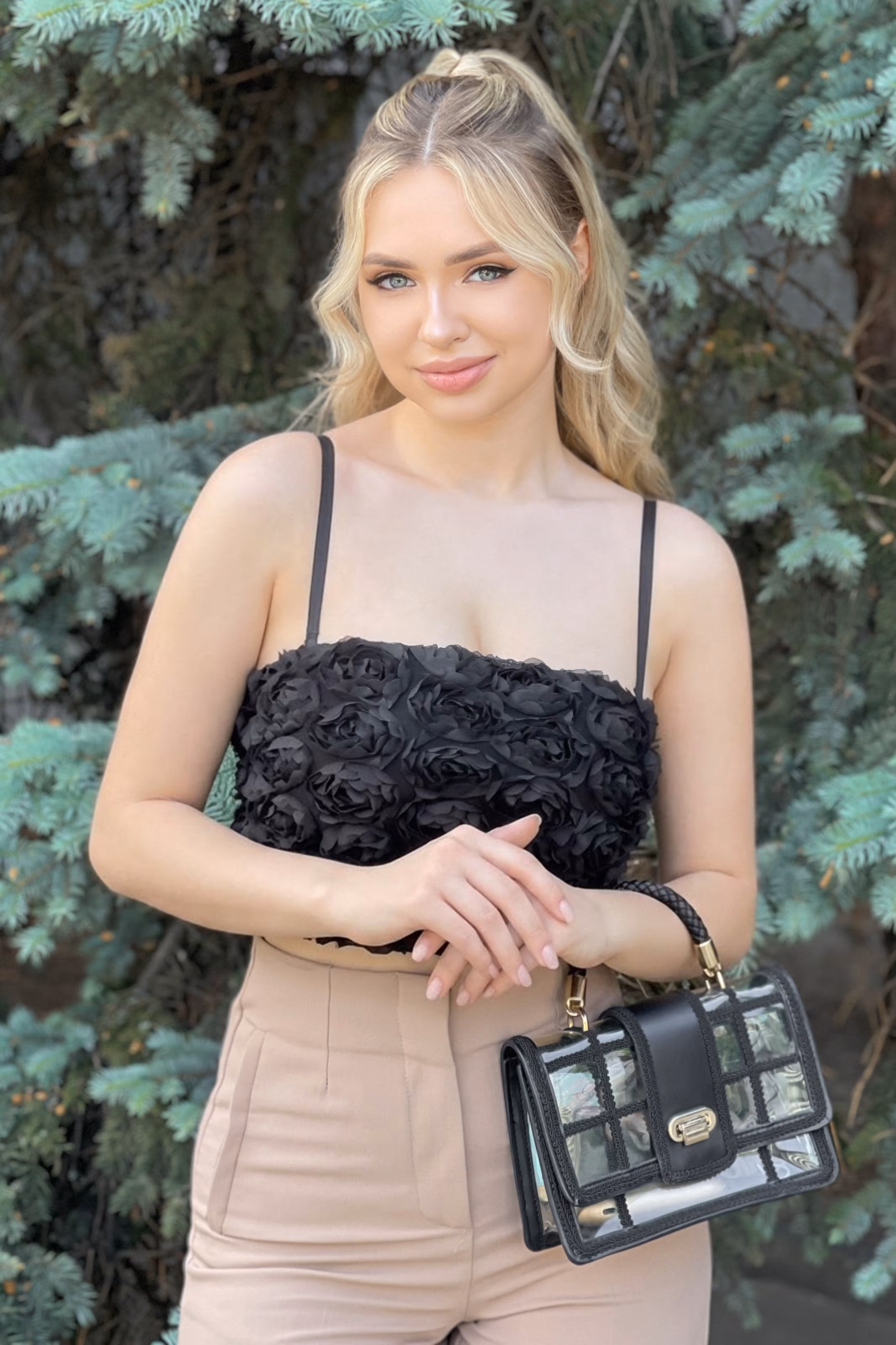Elena 26 Kyiv Ukraine Im a bride with a charming personality