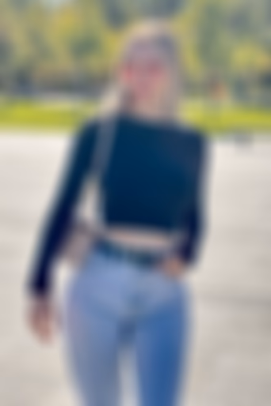 Elena 26 Kyiv Ukraine Im a bride with a charming personality