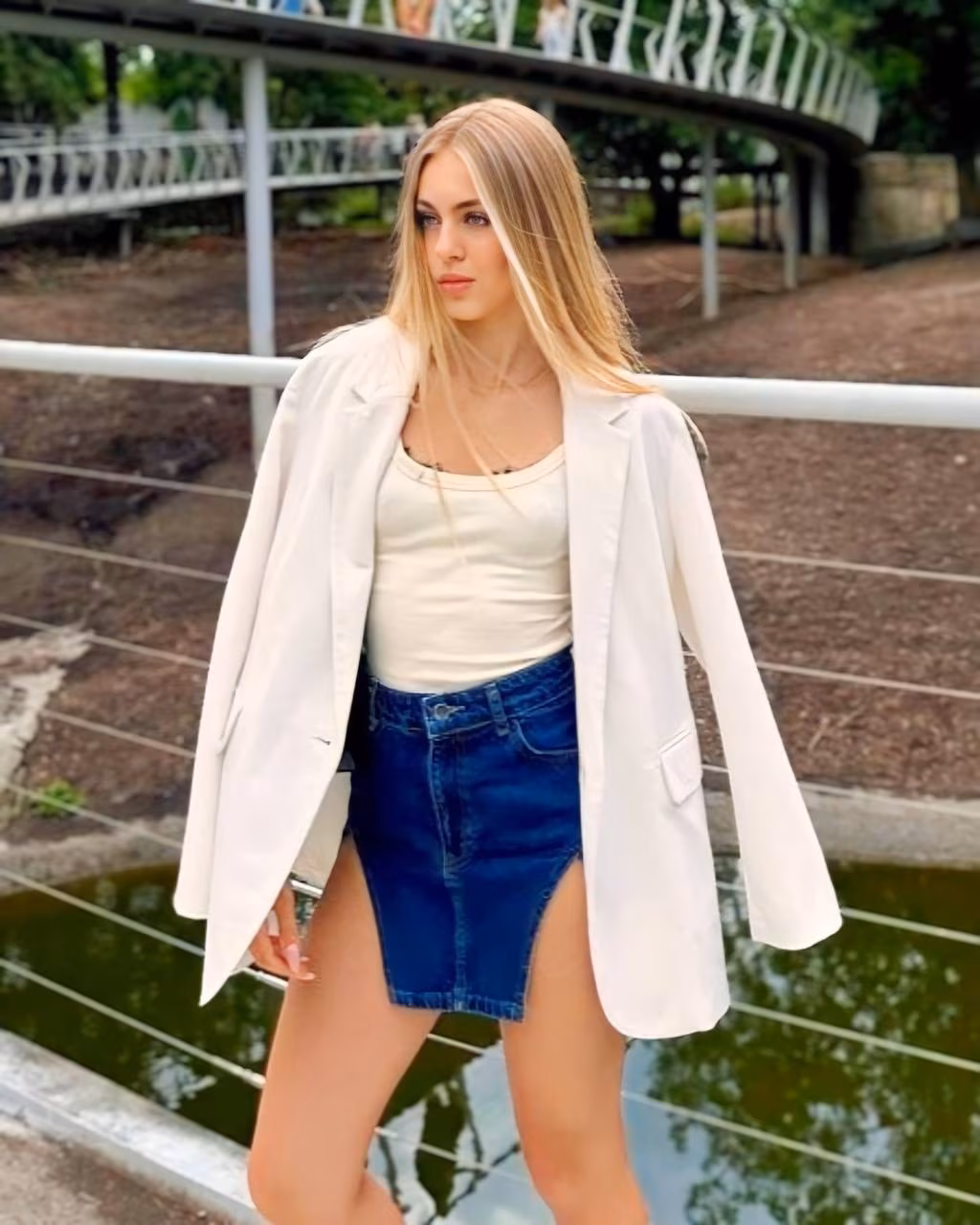 Sofiia 18 Valencia Spain Im a bride with charming grace