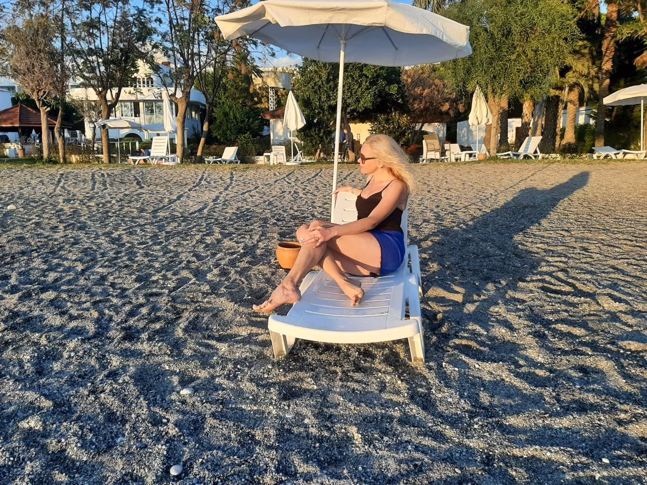 Yuliia 47 Berlin Germany Im a charmed bride with a pure heart