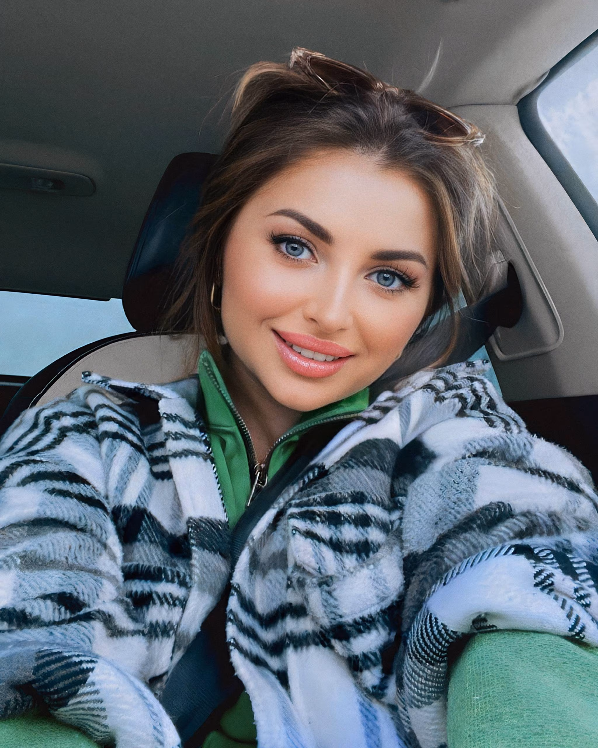 Viktoriia 33 Maurik Netherlands Charmer bride looking for a provider