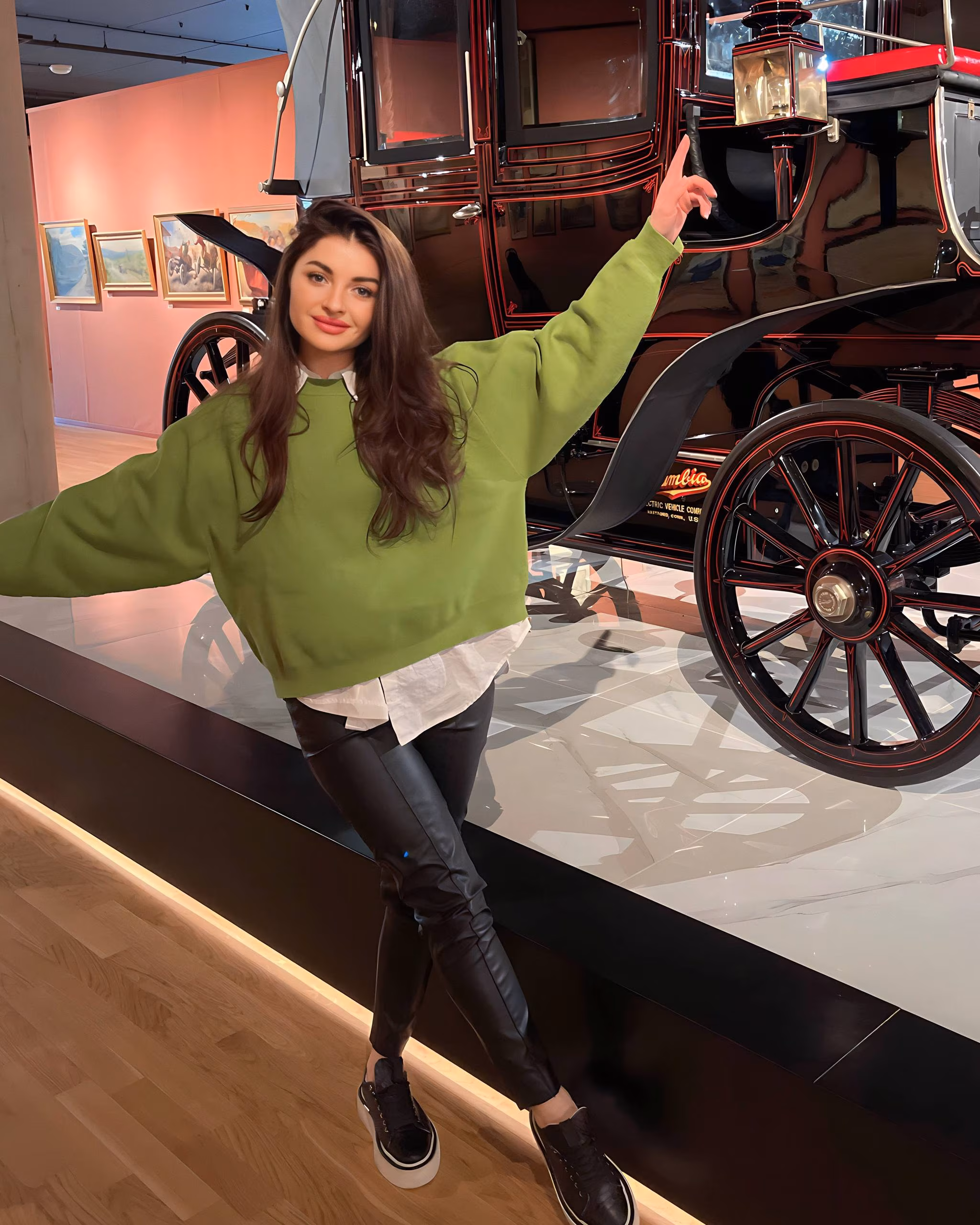 Viktoriia 33 Maurik Netherlands Charmer bride looking for a provider