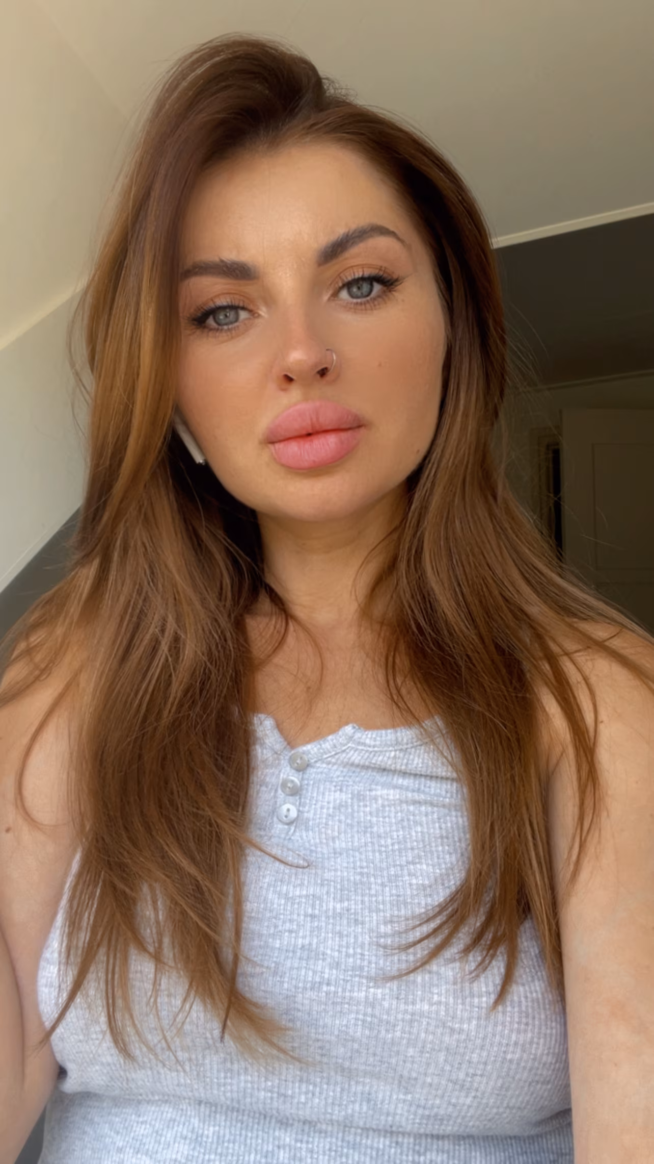 Viktoriia 33 Maurik Netherlands Charmer bride looking for a provider