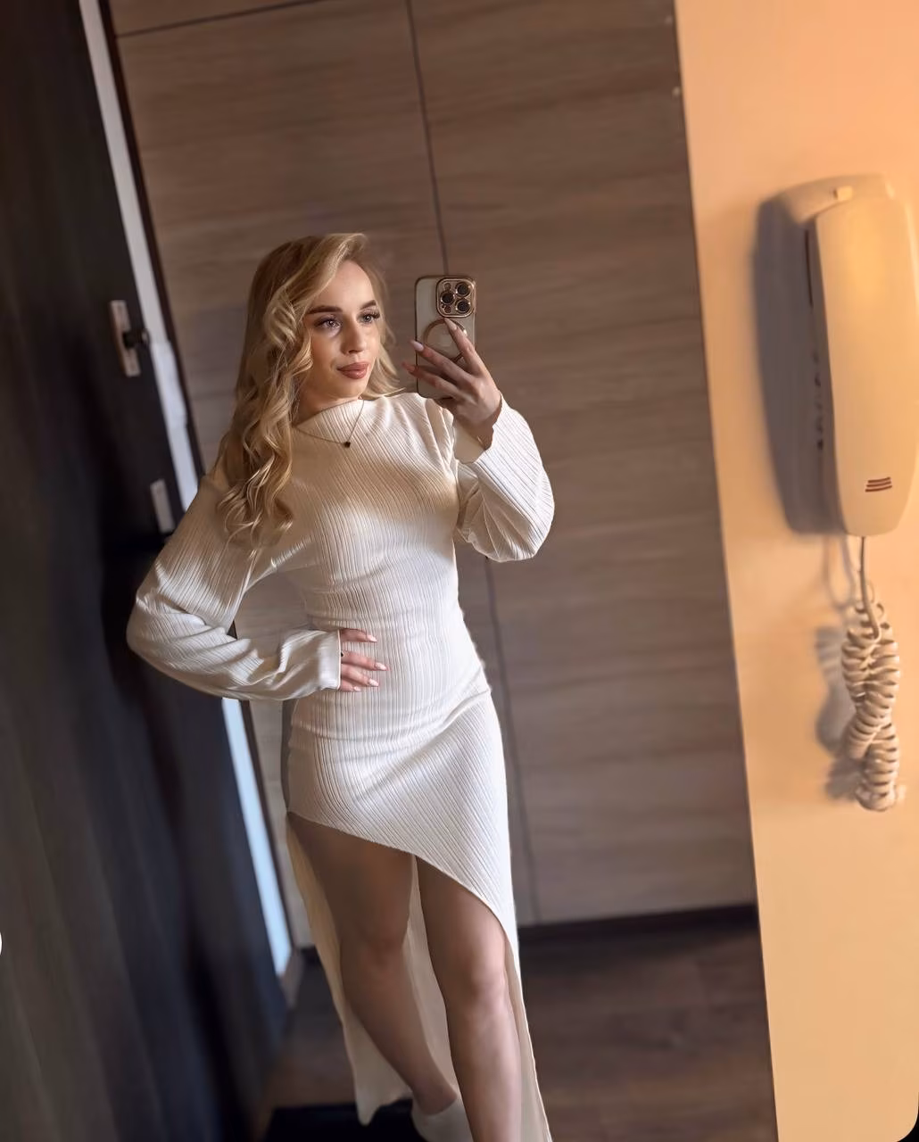 Viktoria 26 Dnepr Ukraine Charming bride looking for her forever man