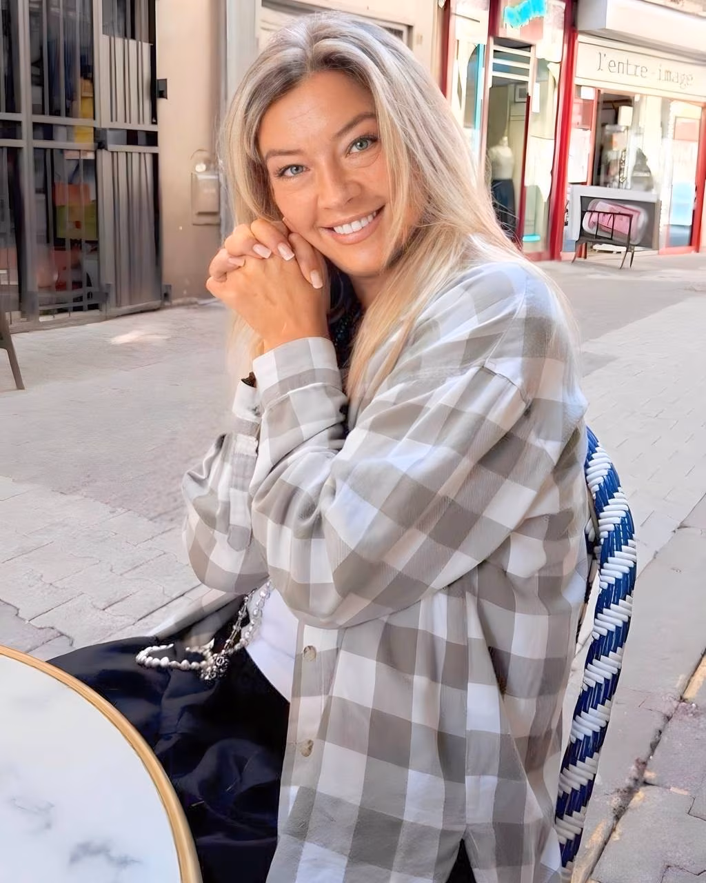 Yulia 51 Grenoble France Charming bride looking for her other half