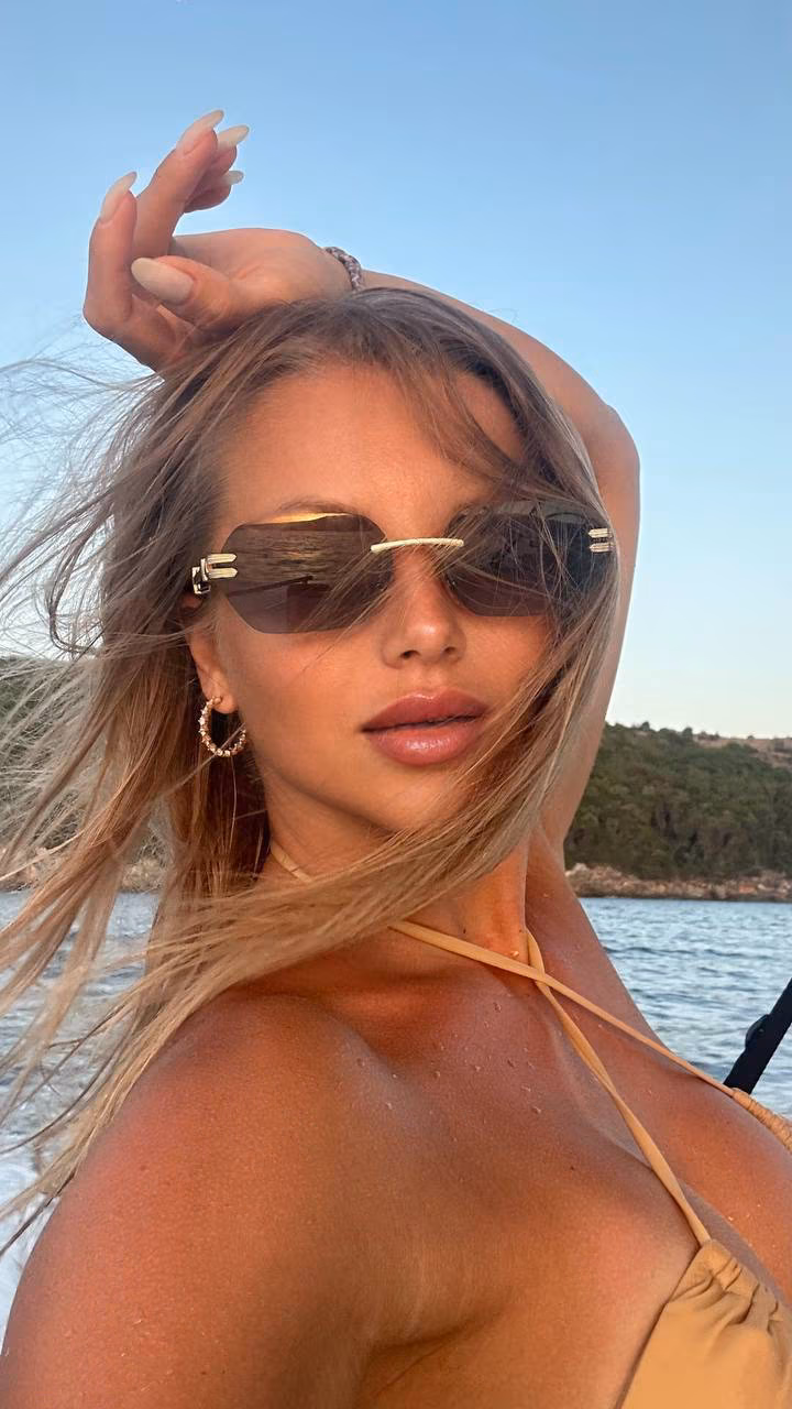 Anna 35 Ivano-Frankivsk Ukraine Charms of a bride are timeless