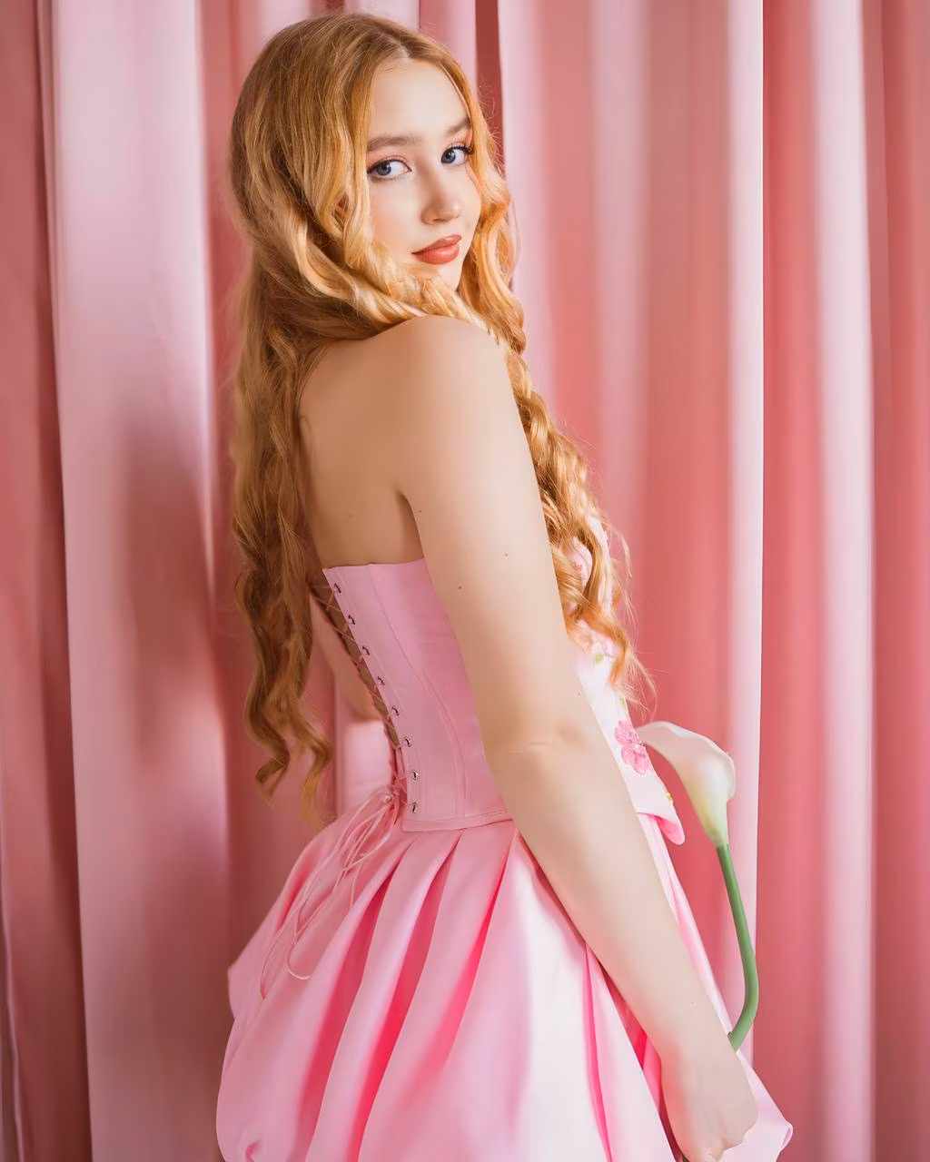 Alisa 18 Kiev Ukraine Im a charmed bride with a fiery spirit