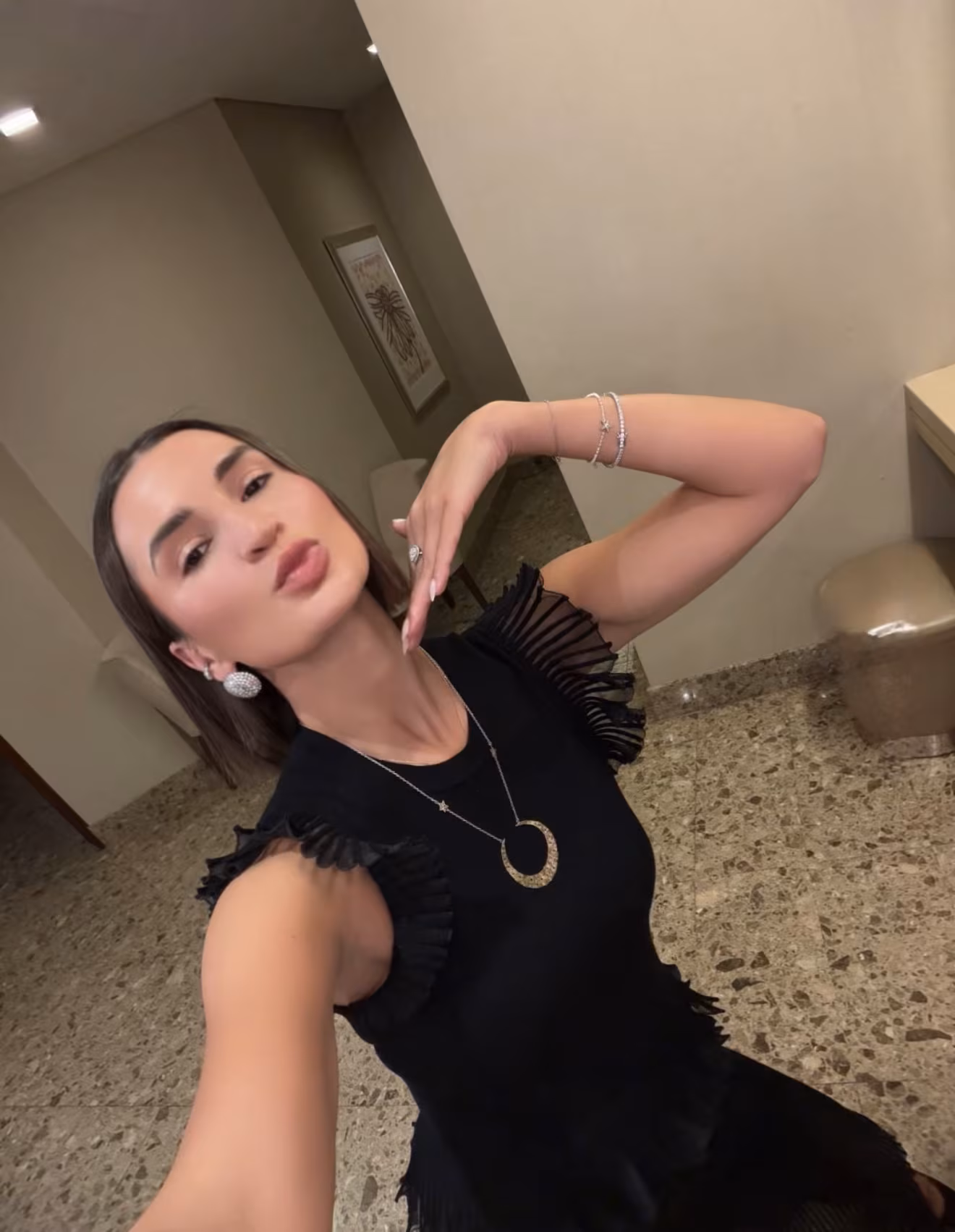 Tati 30 Abu dabi United Arab Emirates Im a charmed bride with a gentle heart