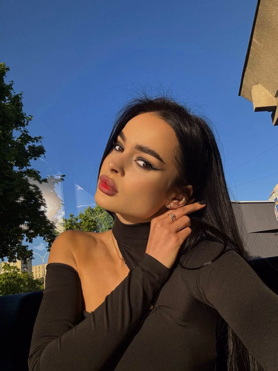 Oleksandra 27 Kiev Ukraine Im a charmed bride with a loving nature