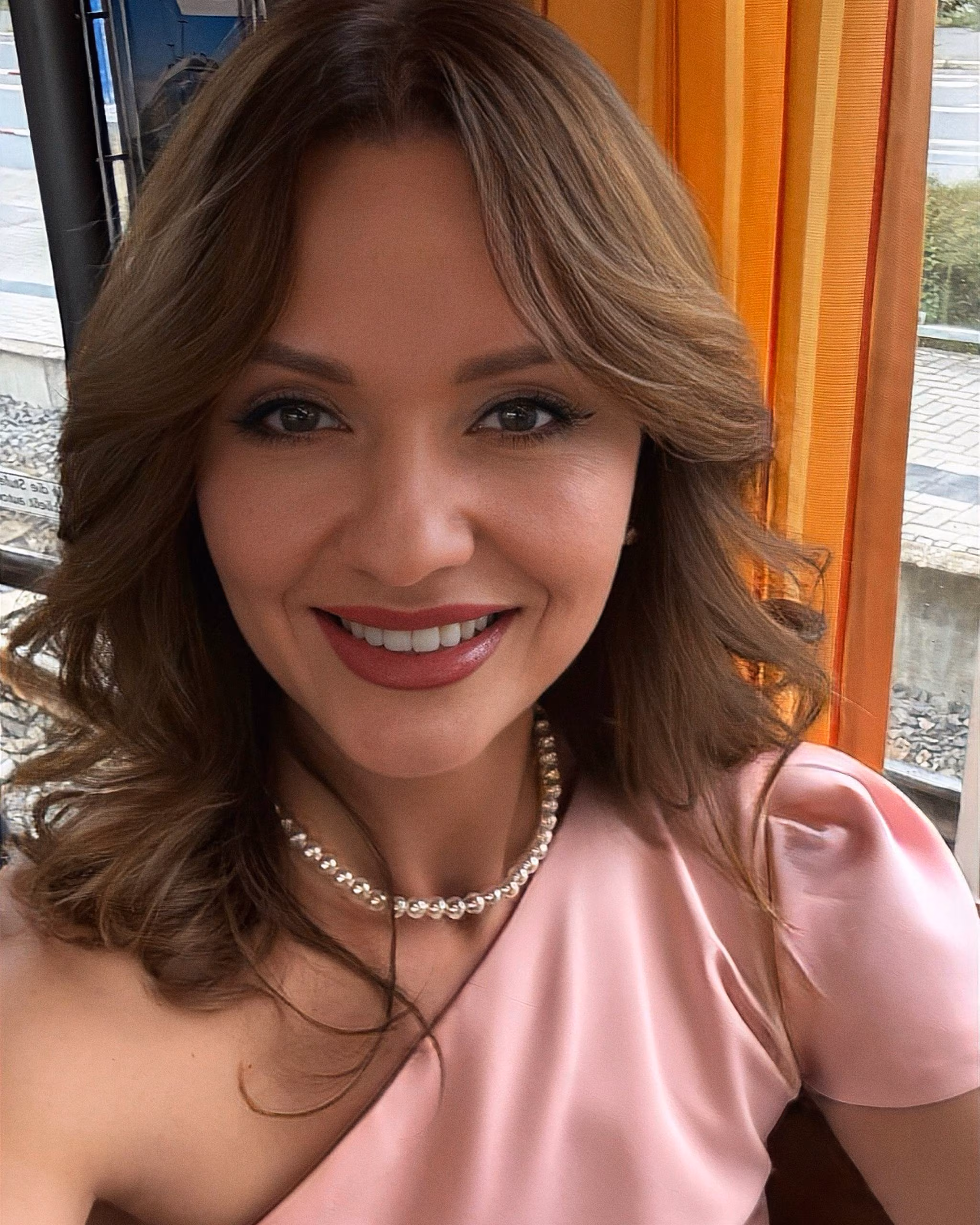 Anna 39 Düsseldorf Germany Im a charming bride with a loyal heart