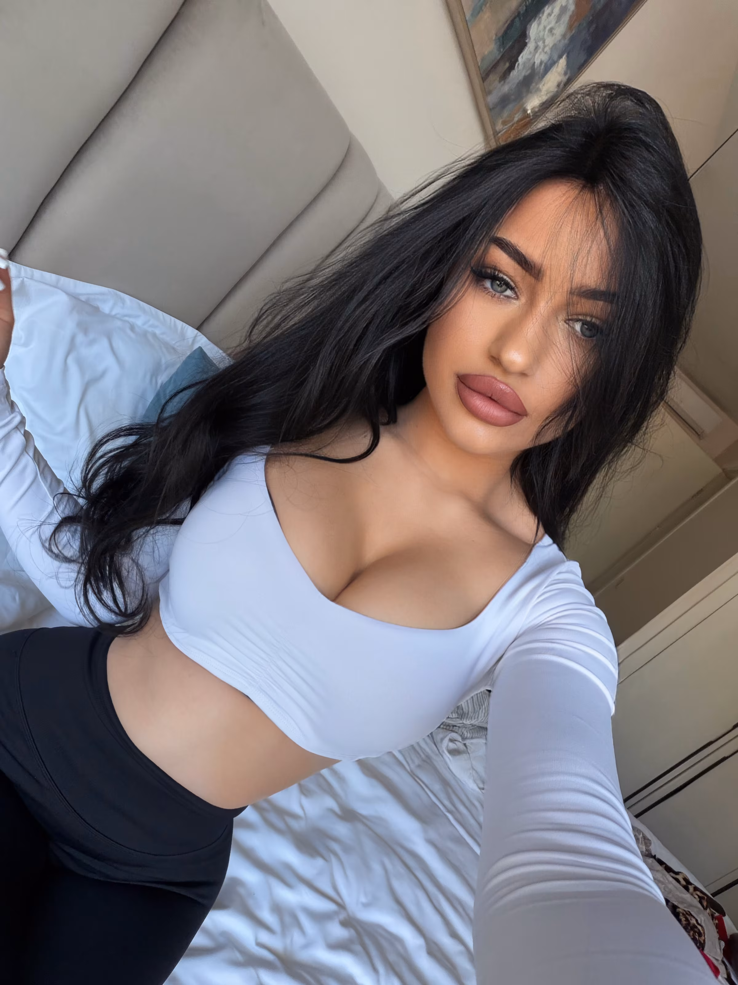 Valeriia 18 Vinnytsia Ukraine Im a charming bride with endless love