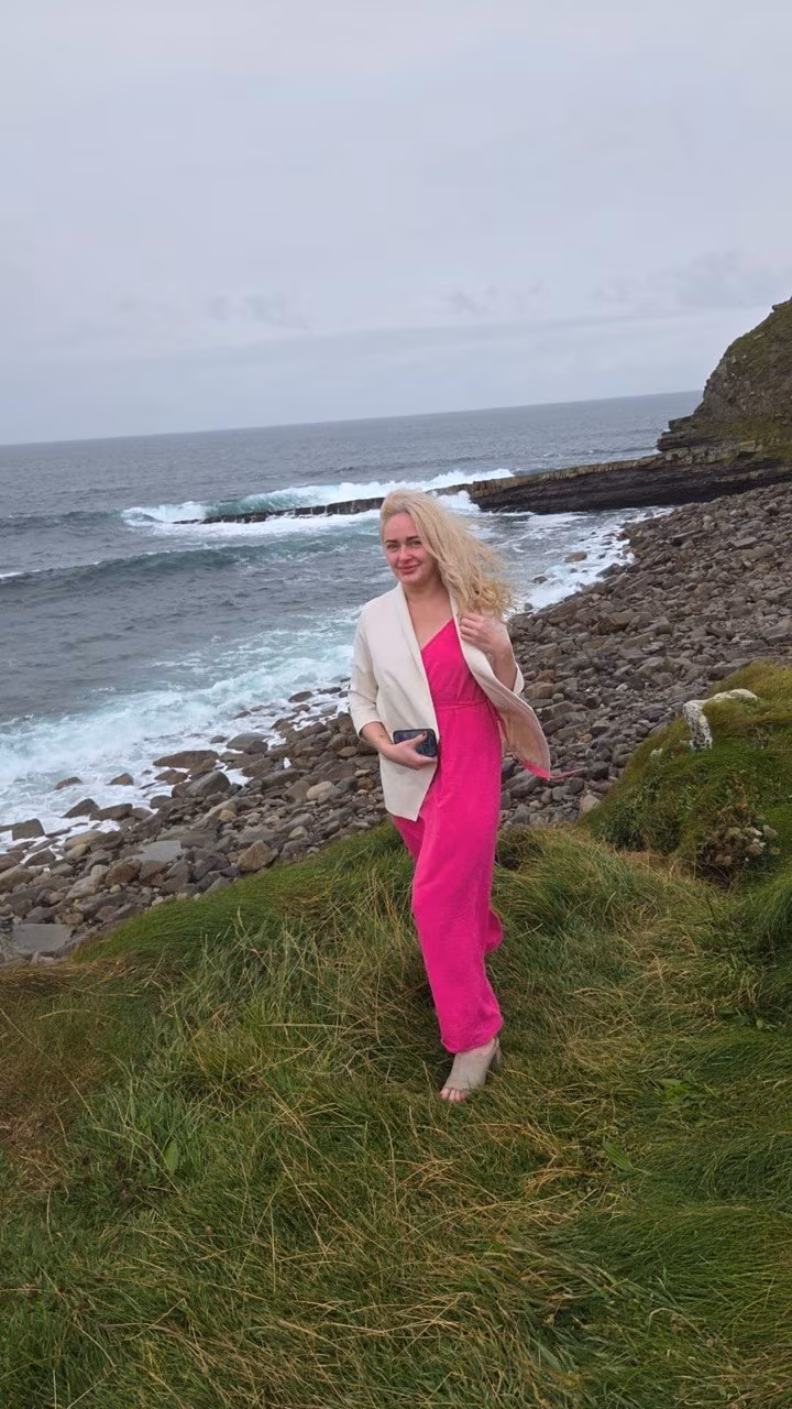 Iryna 40 Tullamore Ireland Im a charming bride with grace