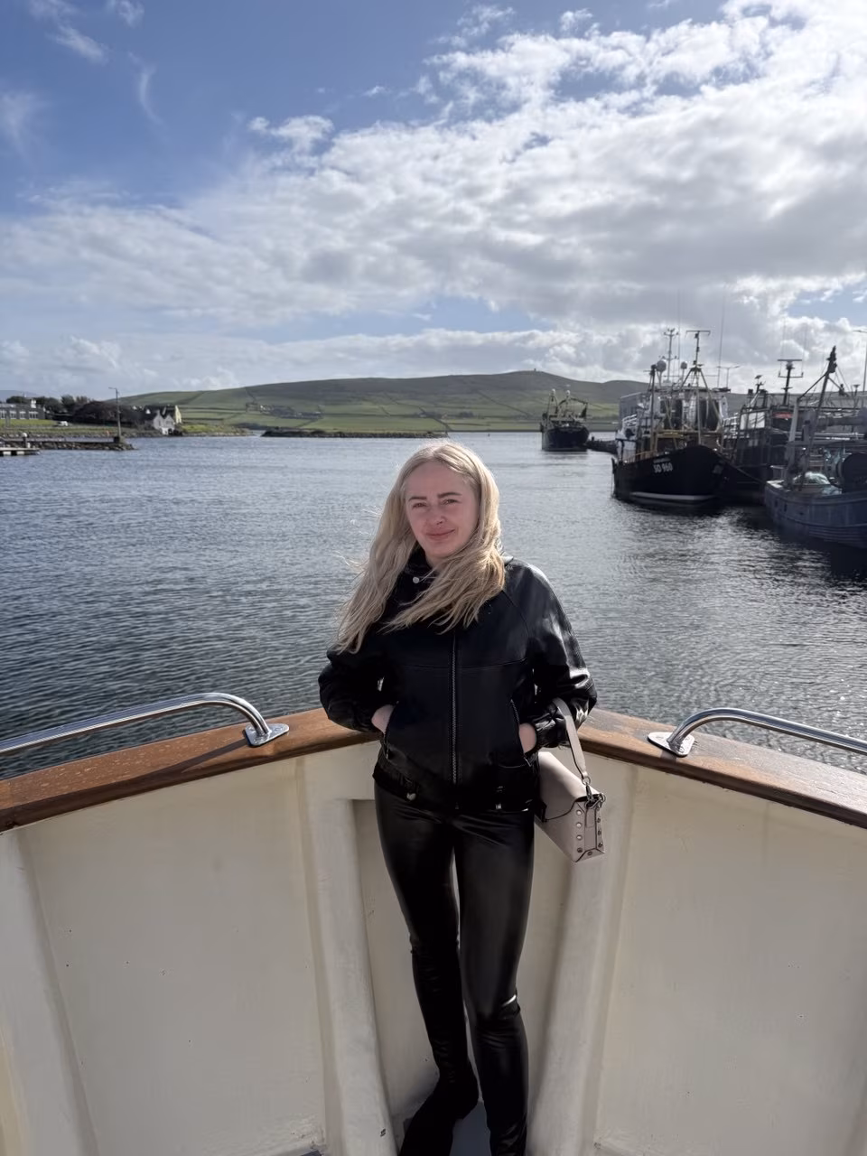 Iryna 40 Tullamore Ireland Im a charming bride with grace